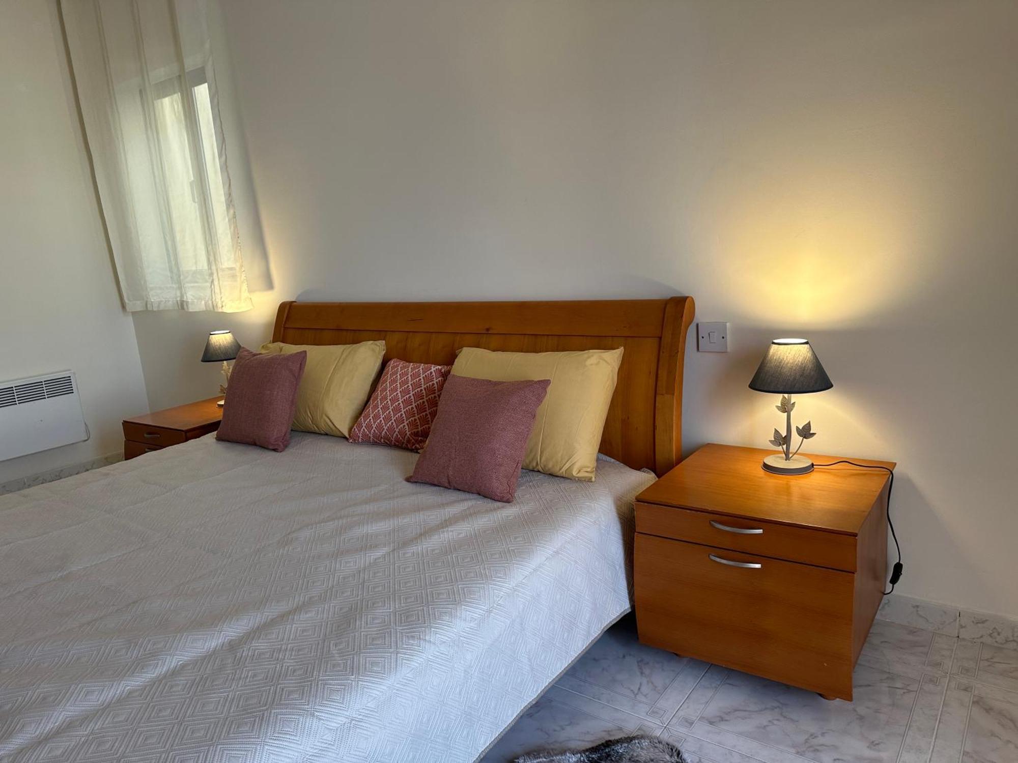Spacious Airy Penthouse Near Bugibba Square Lägenhet *